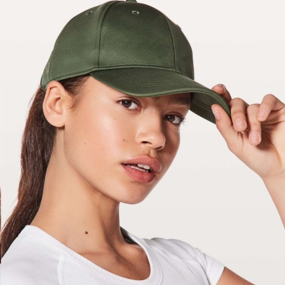 lululemon athletica Accessories - Lululemon Barracks Green Baller Hat